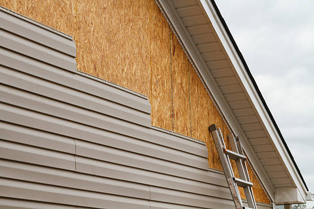 24/7 Emergency Vinyl Siding experts in Sandy Lake, PA